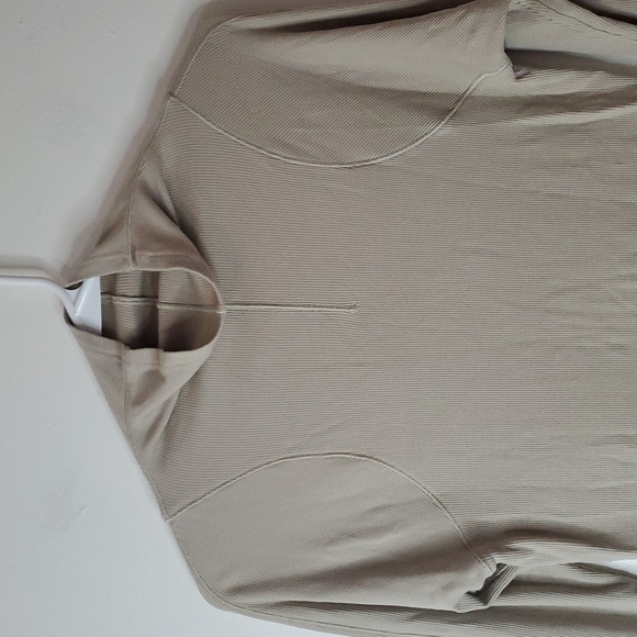 Womens Lululemon Ribbed Stretchy Mockneck Tan Seam Detailing - Picture 2 of 9